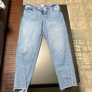 FOREVER 21 BOYFRIEND JEANS